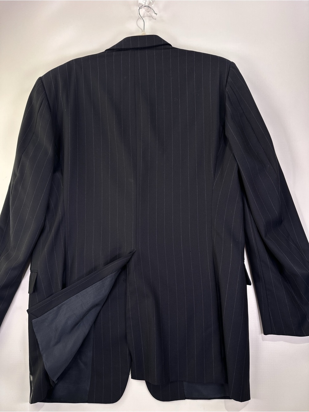 Hickey Freeman Madison Two-Piece Pinstripe Suit Loro Piana Super 130s Wool Navy - Picture 11 of 16